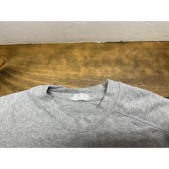 Nuuds Women's Size XS Oversized Crewneck Sweatshirt Cropped Gray - Picture 3 of 10